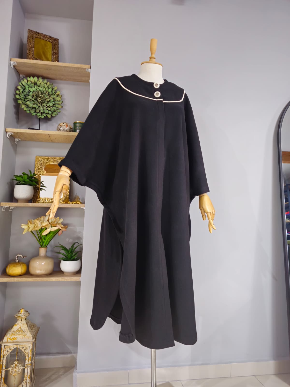 Retro Pelerin Model Siyah - Görsel 4